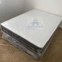 Full mattress with box spring (2pc set - new) 