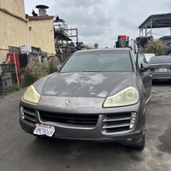 2008 Porsche Cayenne - PARTS ONLY