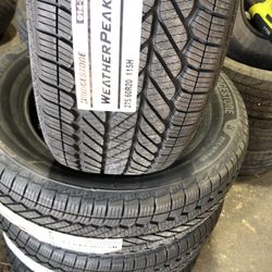 275/60/20 Bridgestone Weatherpeak 