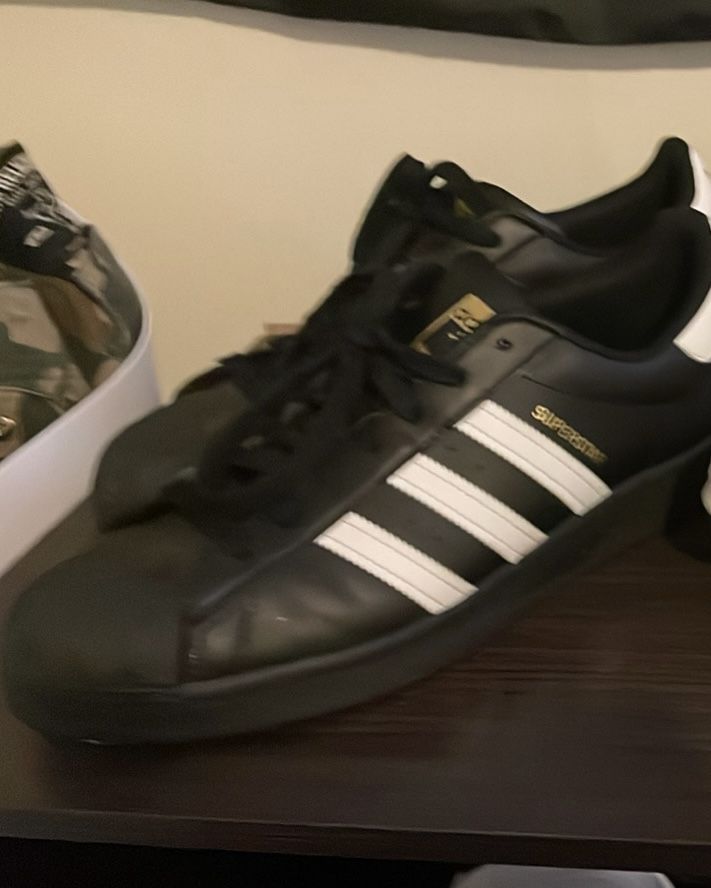 Adidas Superstar