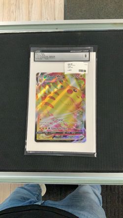 Pokémon Pikachu V Max GRADED