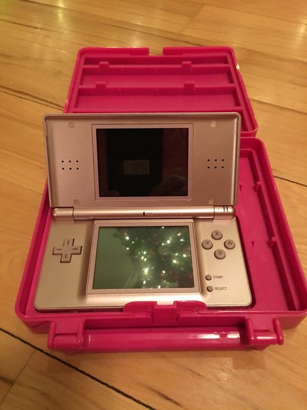 Nintendo Ds Lite Metallic Pink Plus Pink Carrying Case 50 For