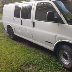 2002 Chevrolet Express Cargo