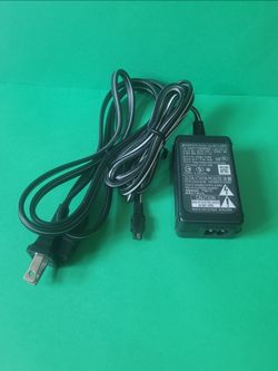Genuine OEM Sony AC-L200 AC Power Adapter Charger Supply Cord Handycam Tested.