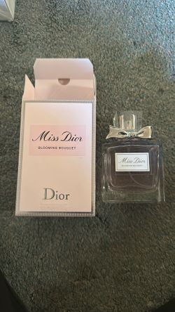 Dior Perfume “Miss Dior Blooming Bouquet”