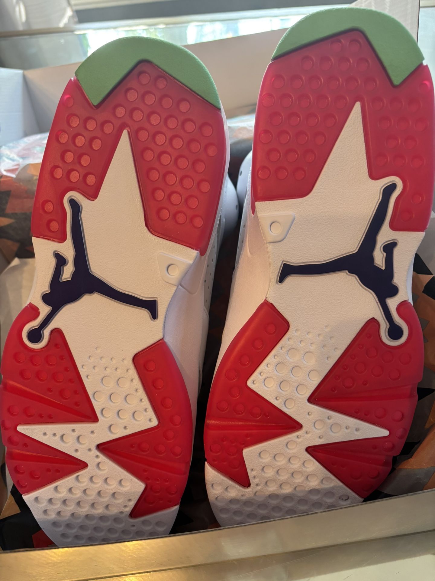 Jordan 6 Retro
