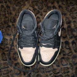 nike air jordan low top pink and black