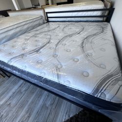 Beautiful King Size Hybrid Mattress. Mattress Is Made In Texas With Great Quality For Value. Zero Down No Credit Check No interest Financing