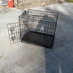 PUPPY/DOG CAGE GOOD CONDITION 