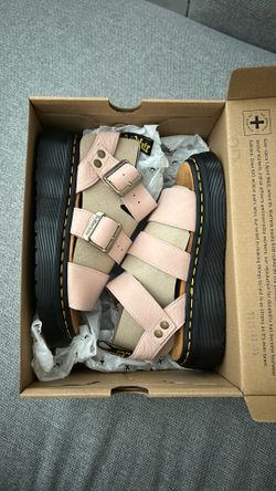 Dr. Martens Gryphon Quad in