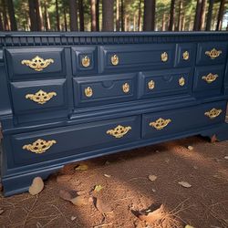 Dressers Nightstands Buffets Cabinets Benches Solid Wood Many To Choose From New 