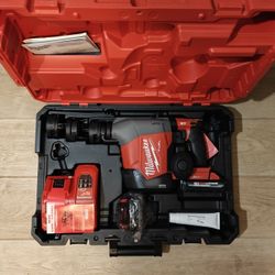 Milwaukee M18 FUEL 18-Volt Lithium-Ion Brushless Cordless 5/8 in. SDS-Plus Overhead Rotary Hammer with Integrated Dust Extraction