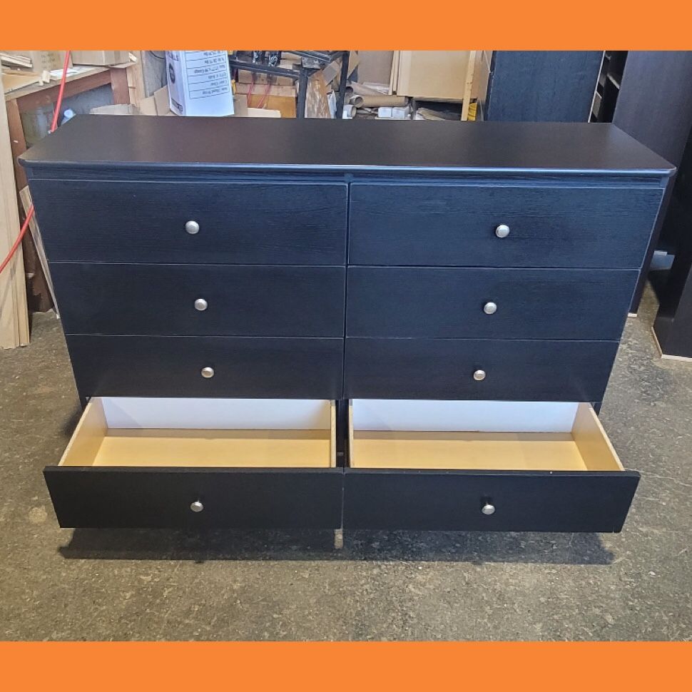 8 Drawer Dresser
