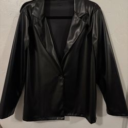 Women’s black lather jacket