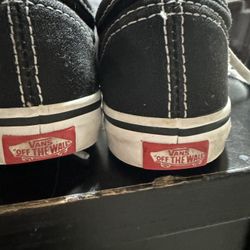 Size 9 Toddler shoes vans Black Used