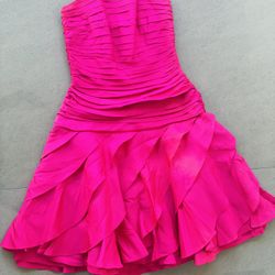 SHOCKING PiNK dress