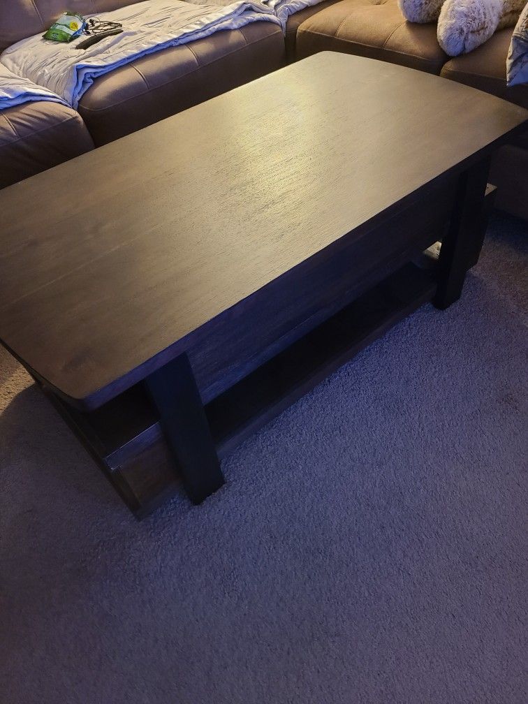 Ashley Lift Top Coffee Table