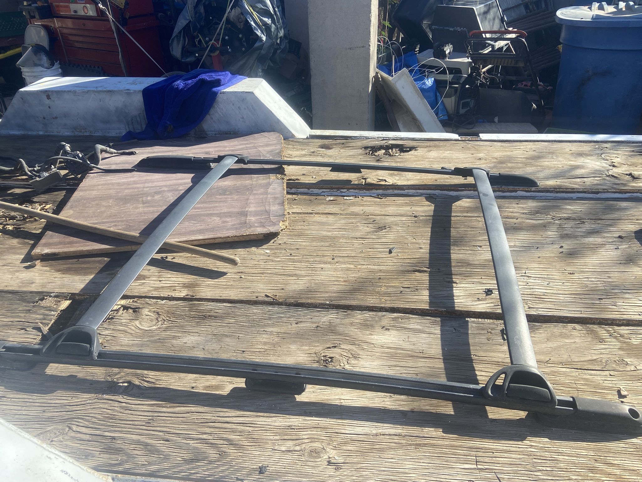 2004 GMC Yukon Denali Body Parts