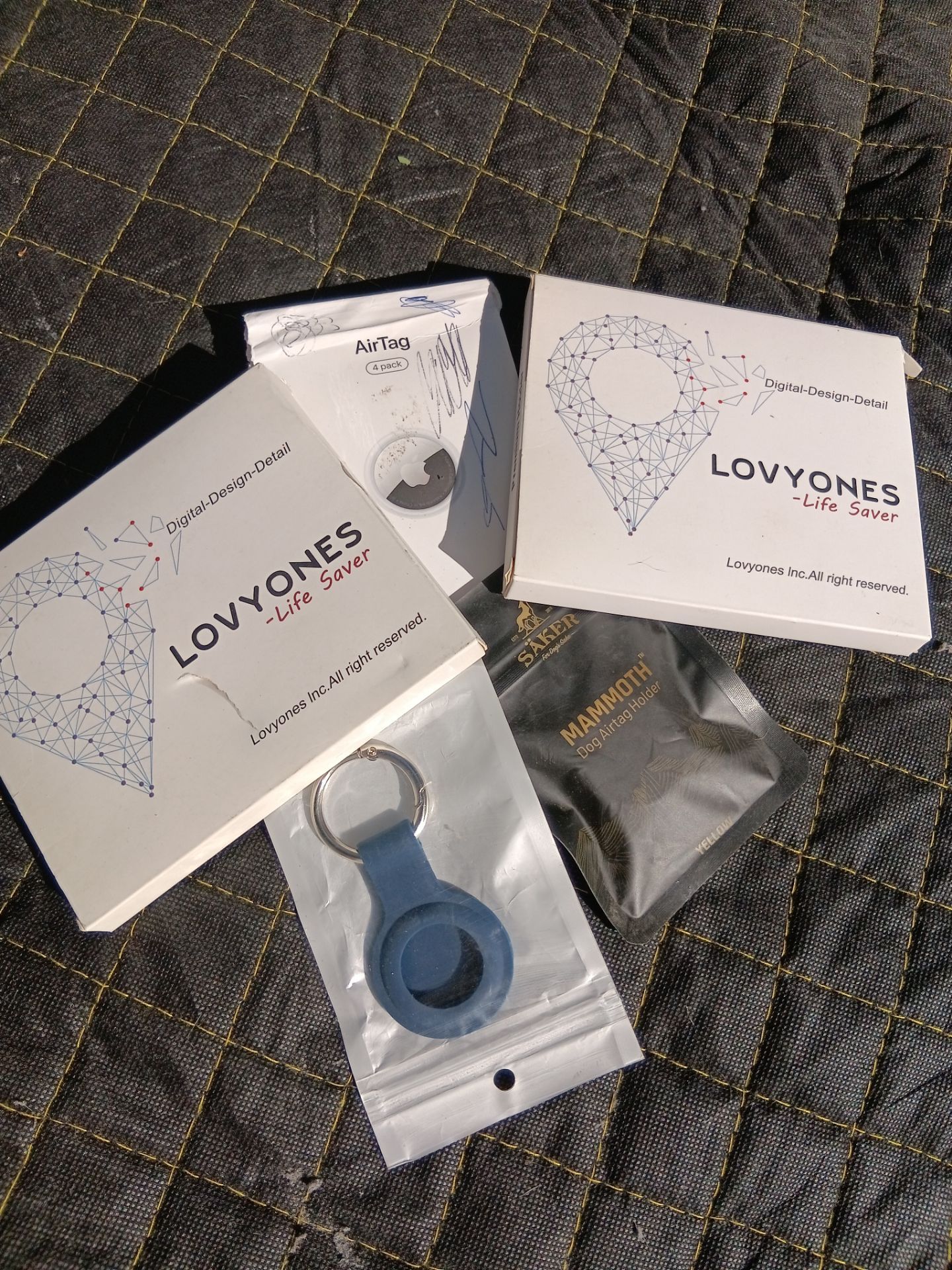 $75 APPLE AIR TAG 4 PACK WITH CASES