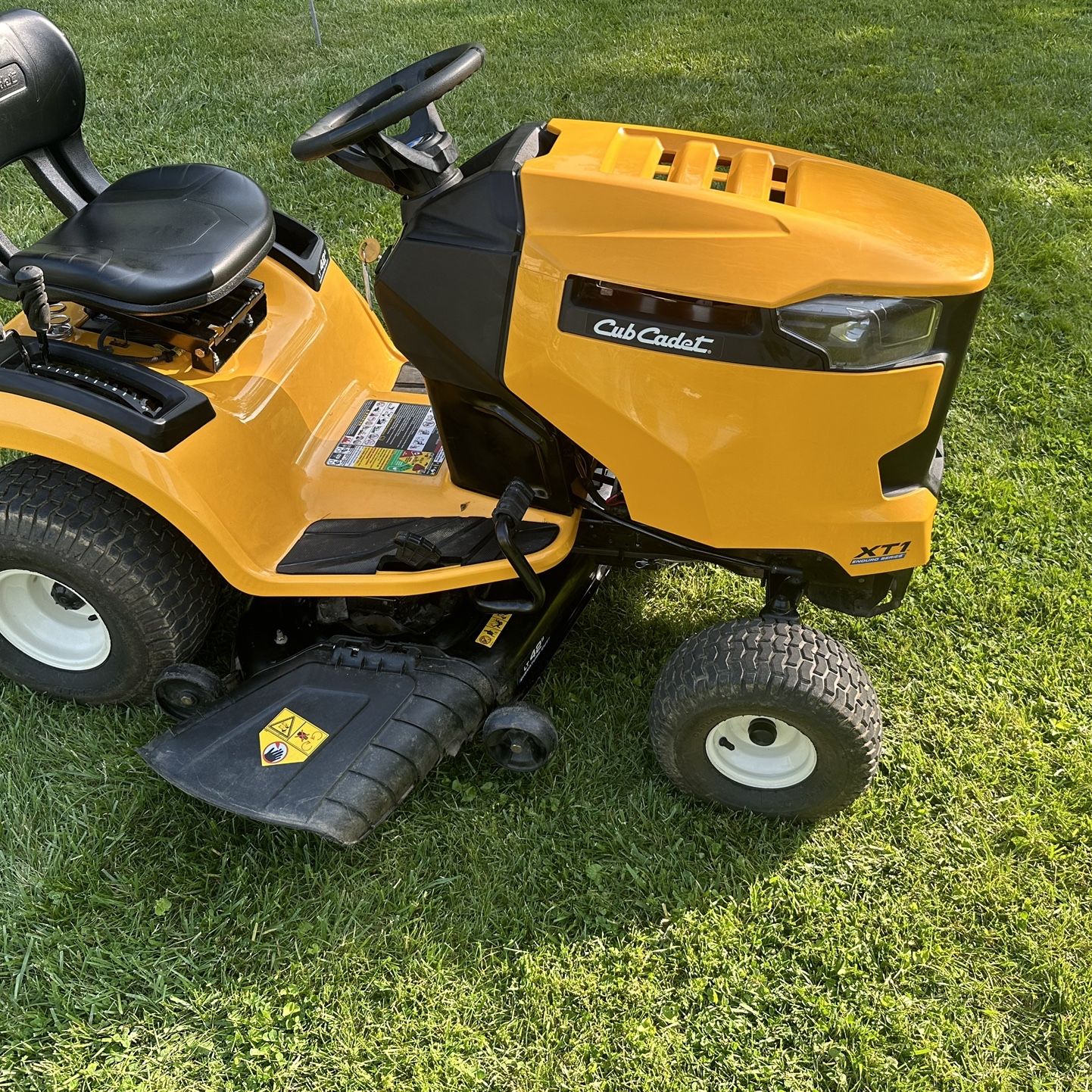 Cubcadet XT1 42 19HP Riding mower for Sale in Glyndon MD OfferUp