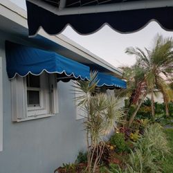 Awnings. Toldos
