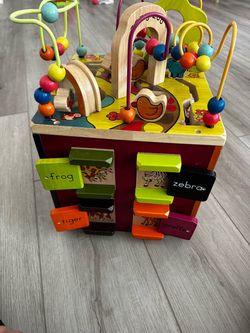 Zanny Zoo Wooden Activity Cube