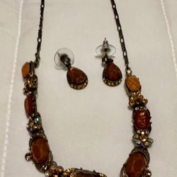 Vintage Brown Rhinestone Necklace And Matching Pierced Earrings. 