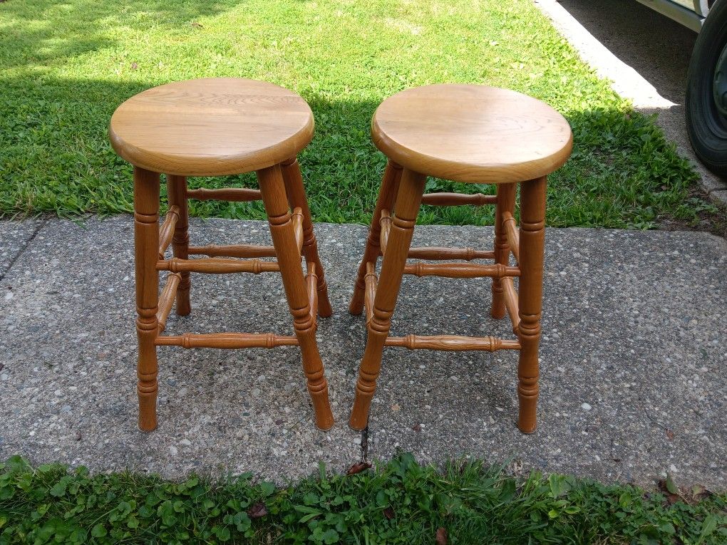 Oak Barstools (2)