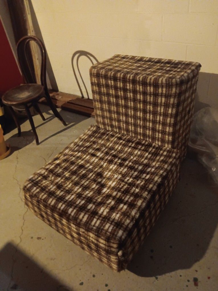 Handmade Futon Chair/Single Bed