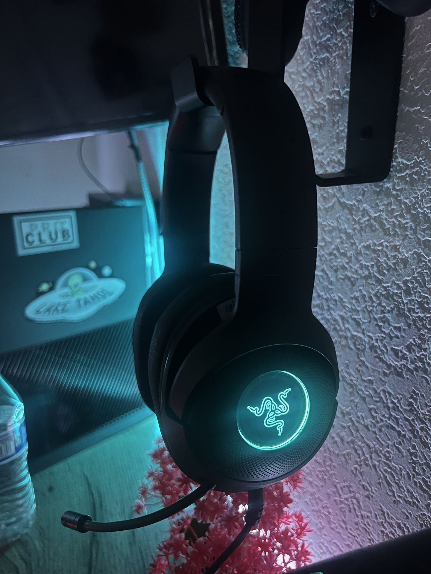 •Turtle Beach Headset compatible with all devices