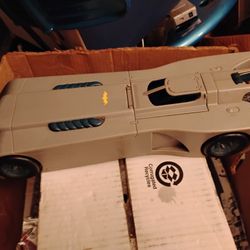 Hasbro 2000 Batman Guardian of Gotham City Batmobile 2 Vehicles