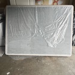 8 Inch Queen Box Spring 