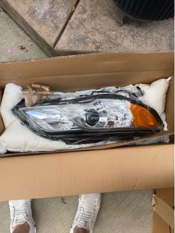DNA Motoring Right Headlamp
