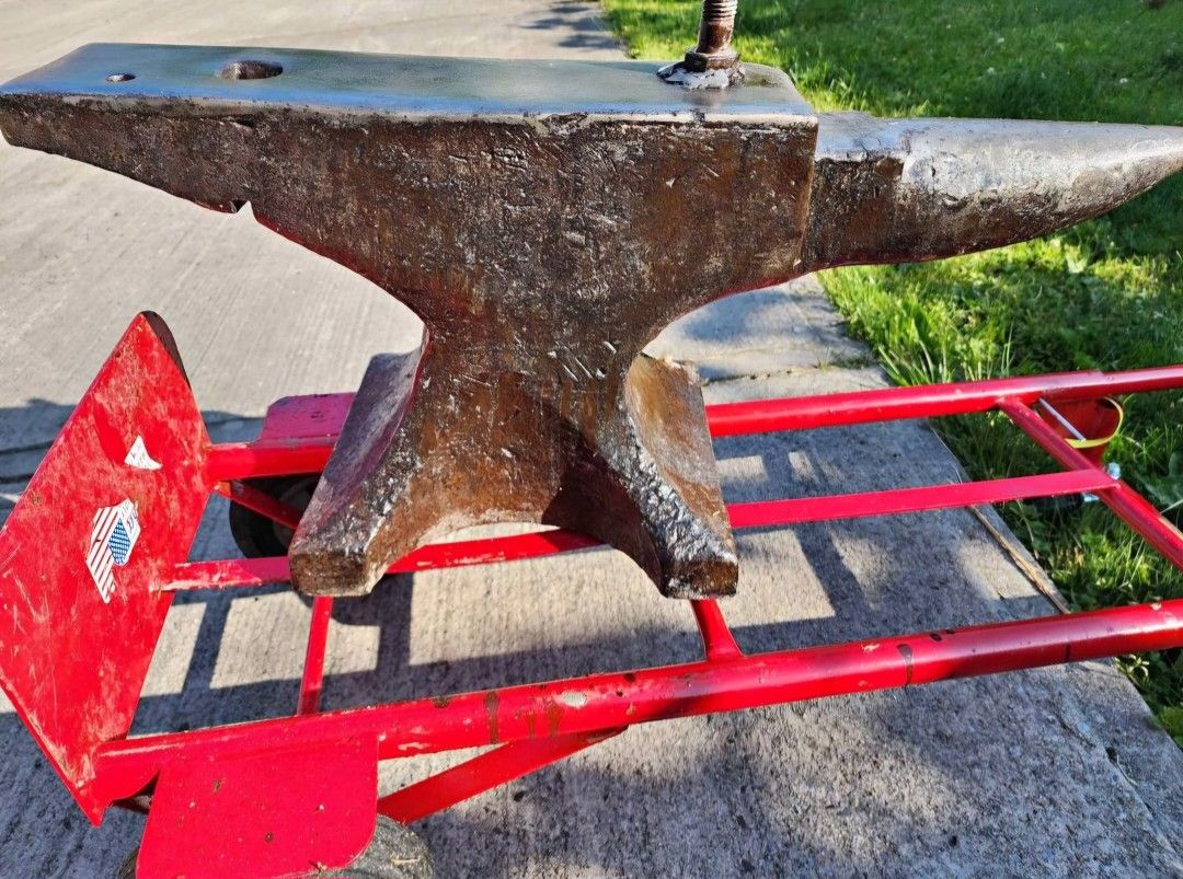 Arm & Hammer Anvil