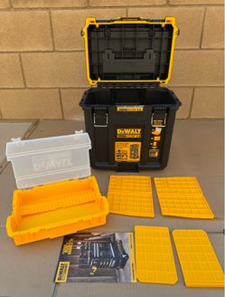 DeWalt ToughSystem 2.0 Compact Deep Tool Box