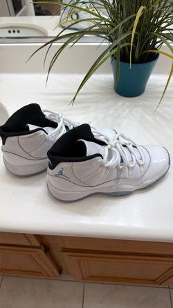 Air Jordan 11s - Retro