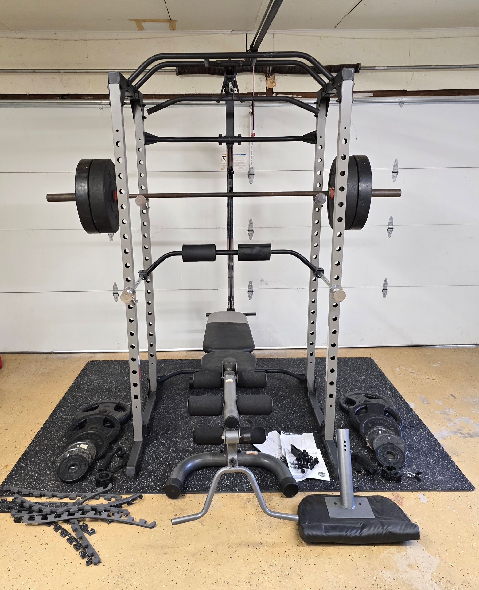 Squat Rack/Cables/Bumper Plates/Bench Press/Mats