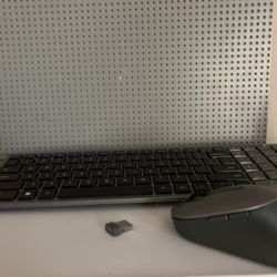 DELL keyboard + Mouse (Wireless)