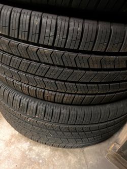 2 SEMI NEW 27550R22 Pirelli Scorpion ALL SEASON tires for $270 installed and balanced. 99% Tread left on tires. 27550R22 275 50 22 275 50 R 22 275/50/