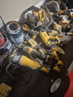DeWALT 20V XR Tools
