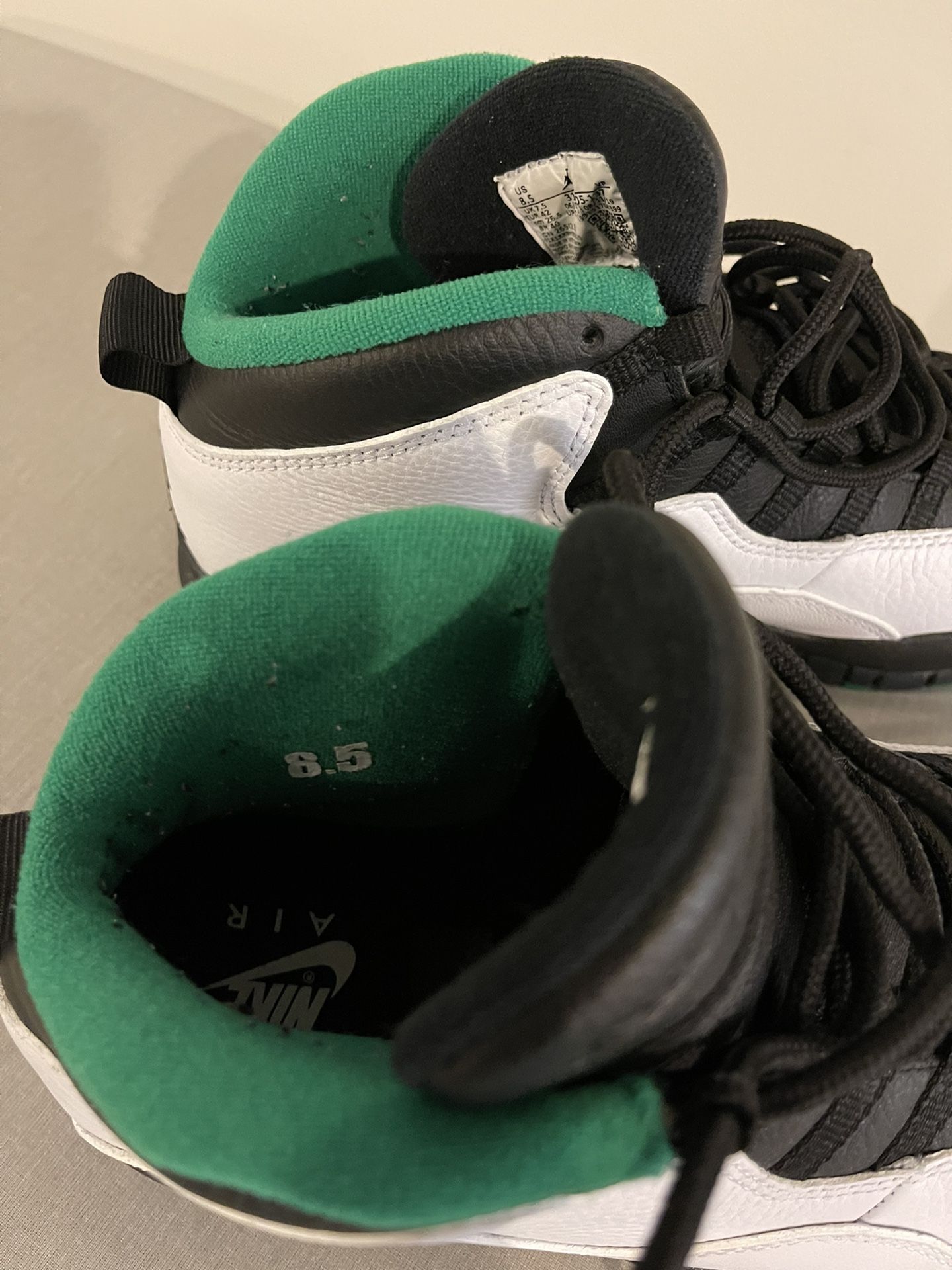 Jordan 10 Retro “Seattle” Sz 8.5 (No Box)