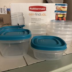 Rubbermaid Plastic Food Containers 