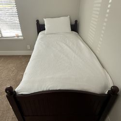 Twin Bed, Mattress, And Duvet