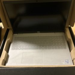 Dell Latitude 5550 15.6" FHD Intel Core Ultra 5 125U 16GB RAM 256GB SSD