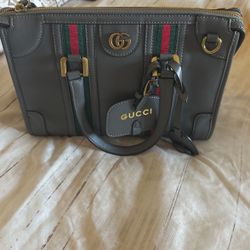 Crossbody 