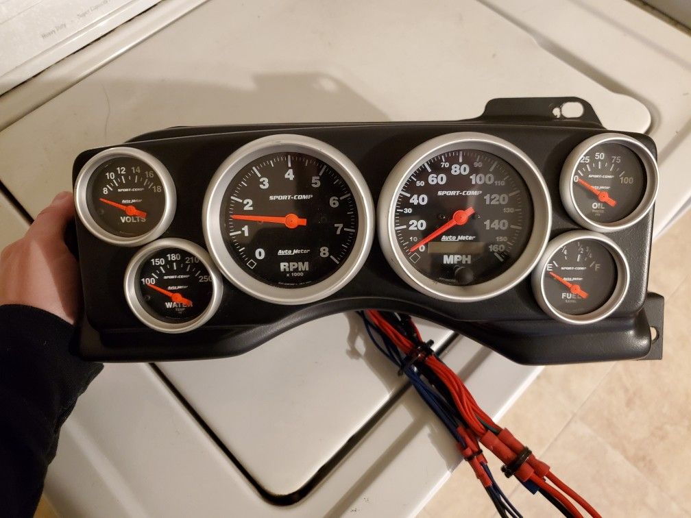 Florida 5.0 gauge cluster
