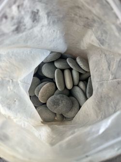 80 pieces of river rock