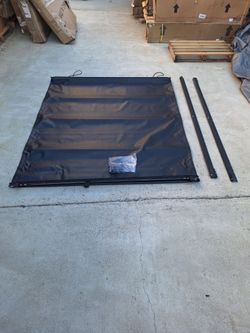 Chevy silverado 2015/2018 soft  Bed cover