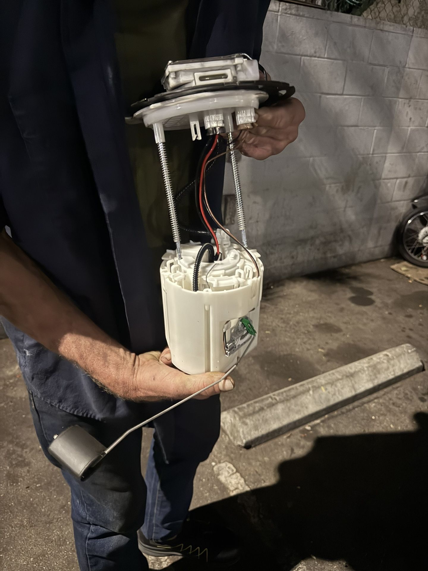 HYUNDAI KONA OS 1.0 T-GDi Hybrid Fuel Tank Pump