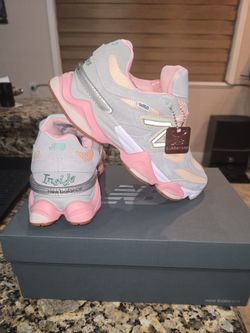 New Balance 9060 Size 8